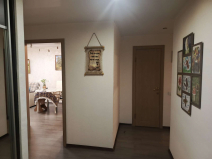 Купить трехкомнатную квартиру по ул. Ивана Попова, 56к1, г. Киров