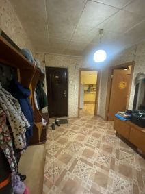 Купить трехкомнатную квартиру по ул. Ульяновская, 2, г. Киров