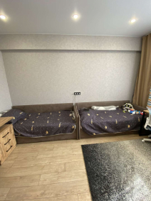 Купить трехкомнатную квартиру по ул. Октябрьский проспект, 72, г. Киров