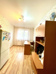 Купить трехкомнатную квартиру по ул. Чапаева, 14, г. Киров