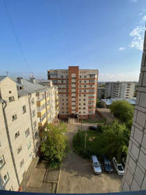 Купить трехкомнатную квартиру по ул. Володарского, 159, г. Киров