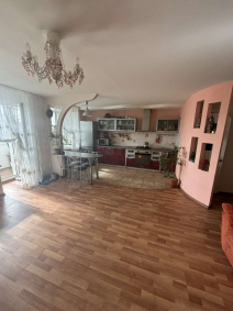 Купить трехкомнатную квартиру по ул. Красноармейская, 8к2, Кирово-Чепецк