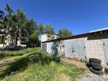 Купить garage по ул. Горького, 48, г. Киров