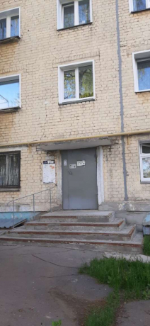 Купить трехкомнатную квартиру по ул. Московская, 24, г. Киров